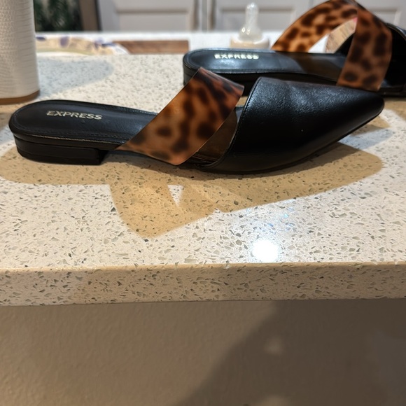 Express flats - Picture 2 of 2